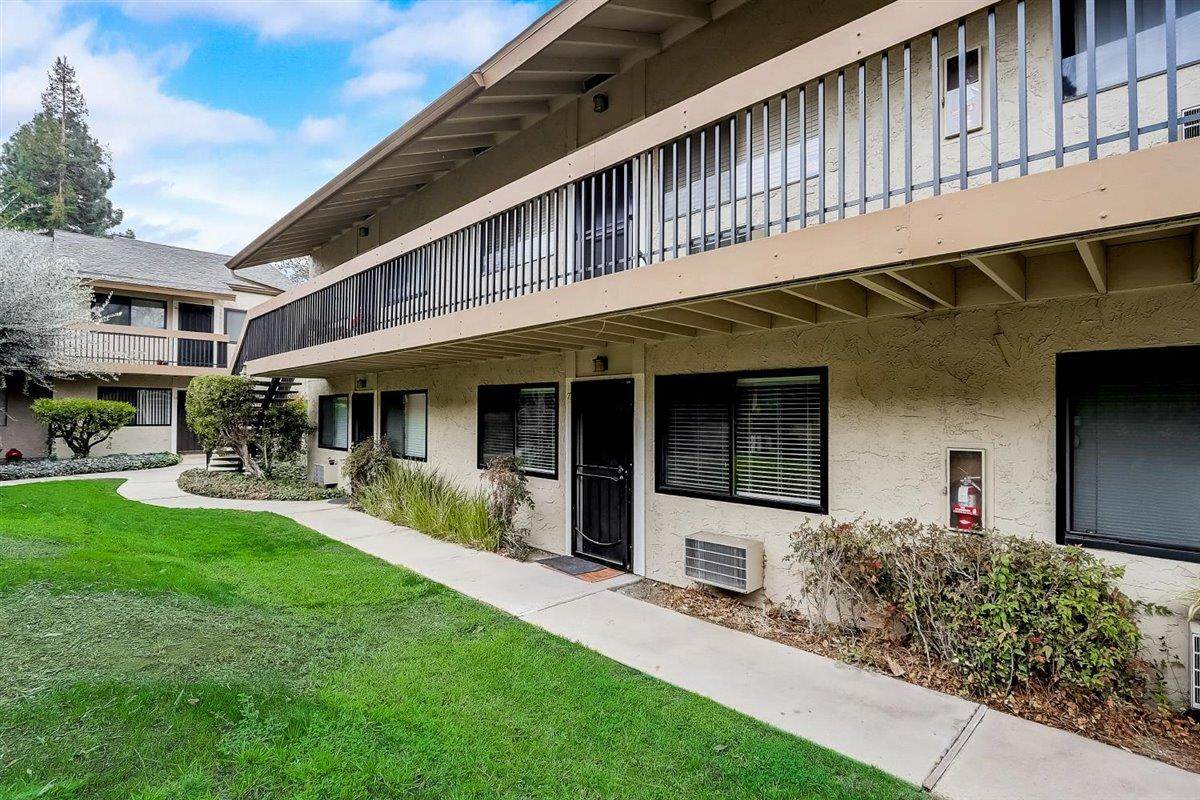 185 Union Ave 27 - Photo 1