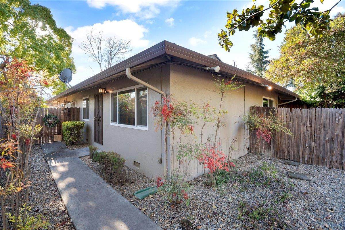 481 Thompson Ave - Photo 1