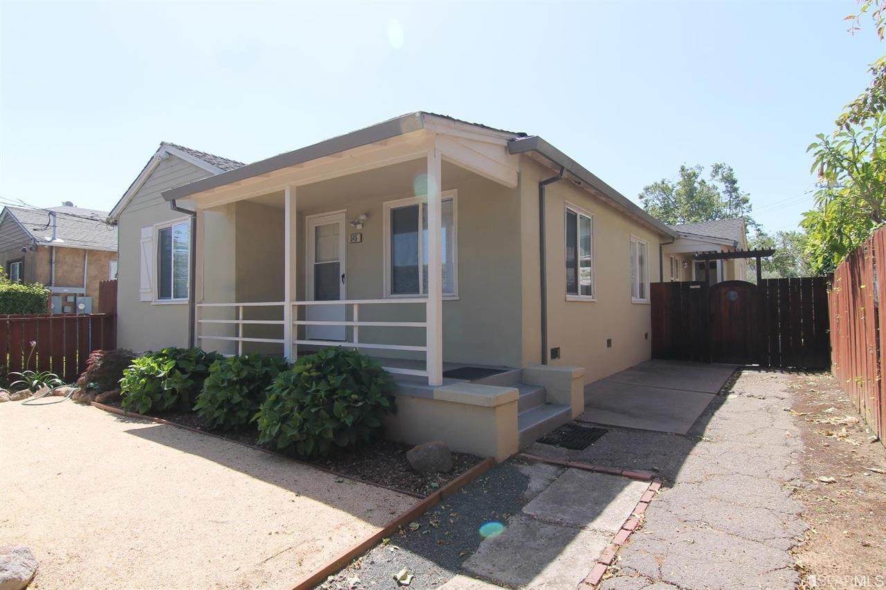 545 Rollins Rd - Photo 1