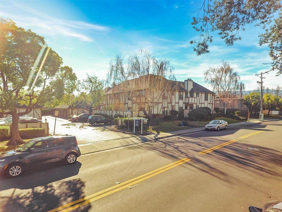 680 Alberta Ave L - Photo 1