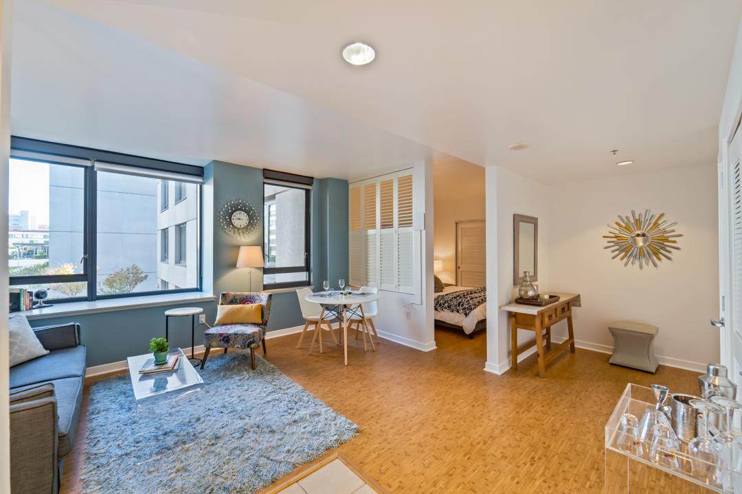 260 King St 553 - Photo 1