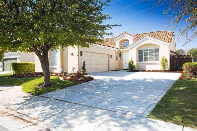 986 White Cloud Dr - Photo 1