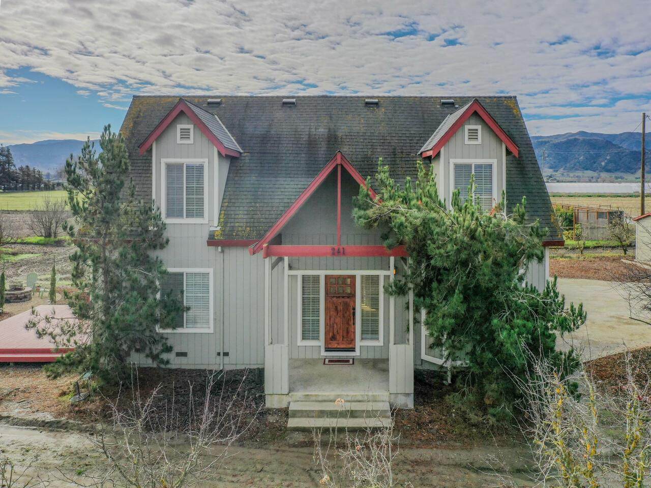241 Olympia Ave - Photo 1