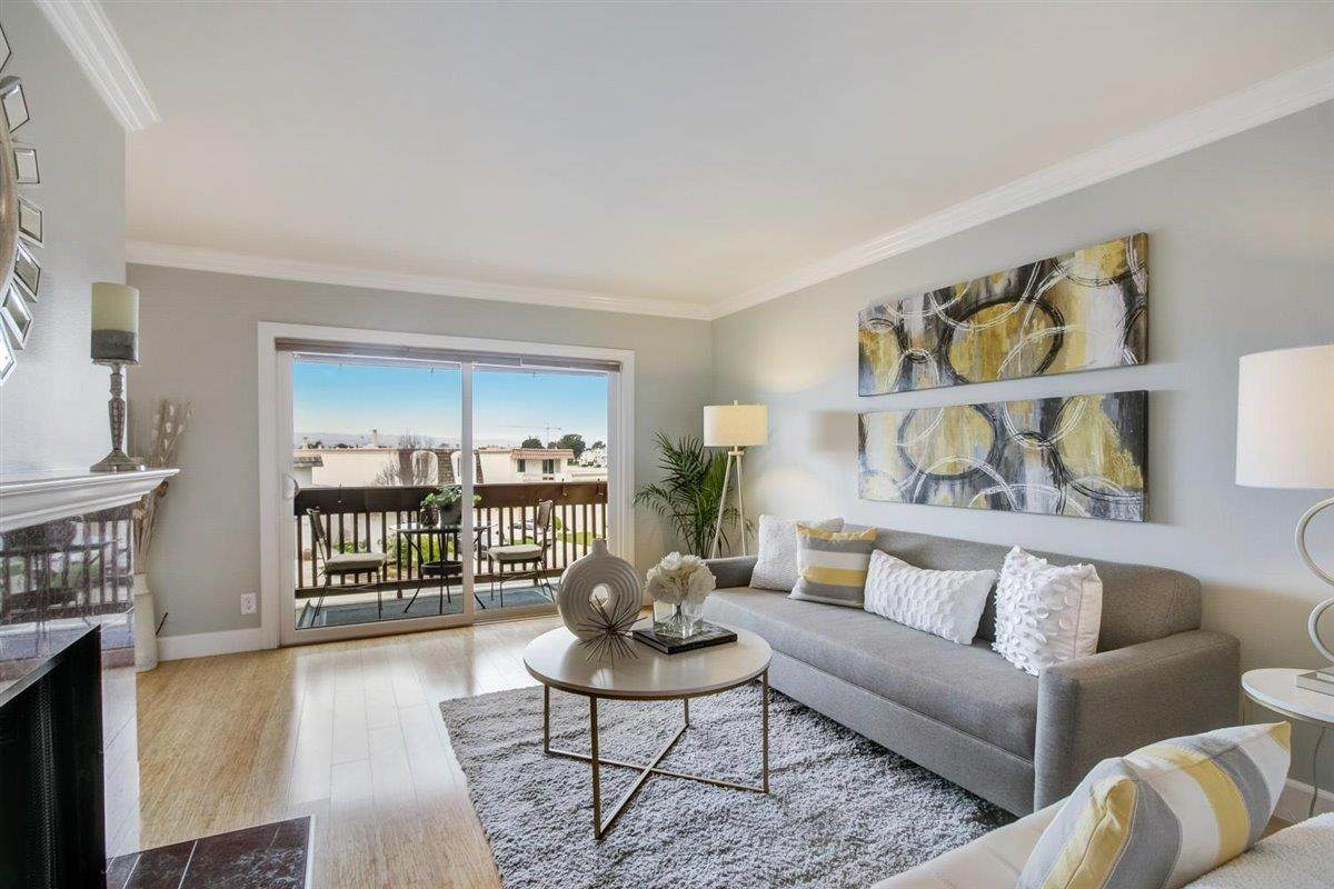 490 Mariners Island Blvd 212 - Photo 1