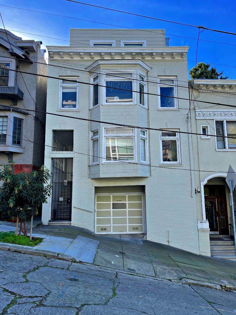 1343-1345 Greenwich St - Photo 1