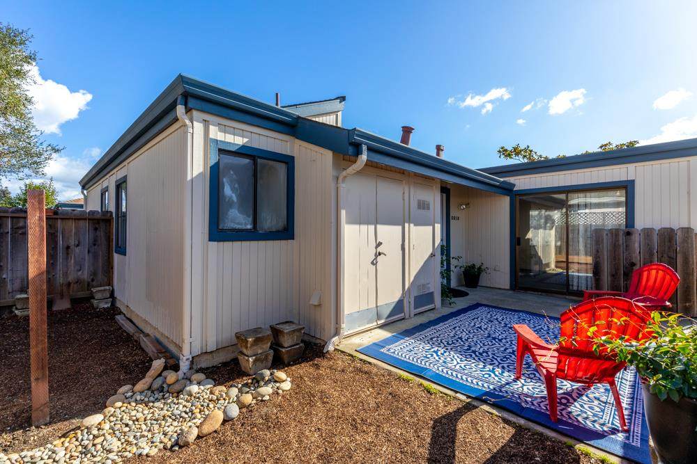2316 7th Ave - Photo 1