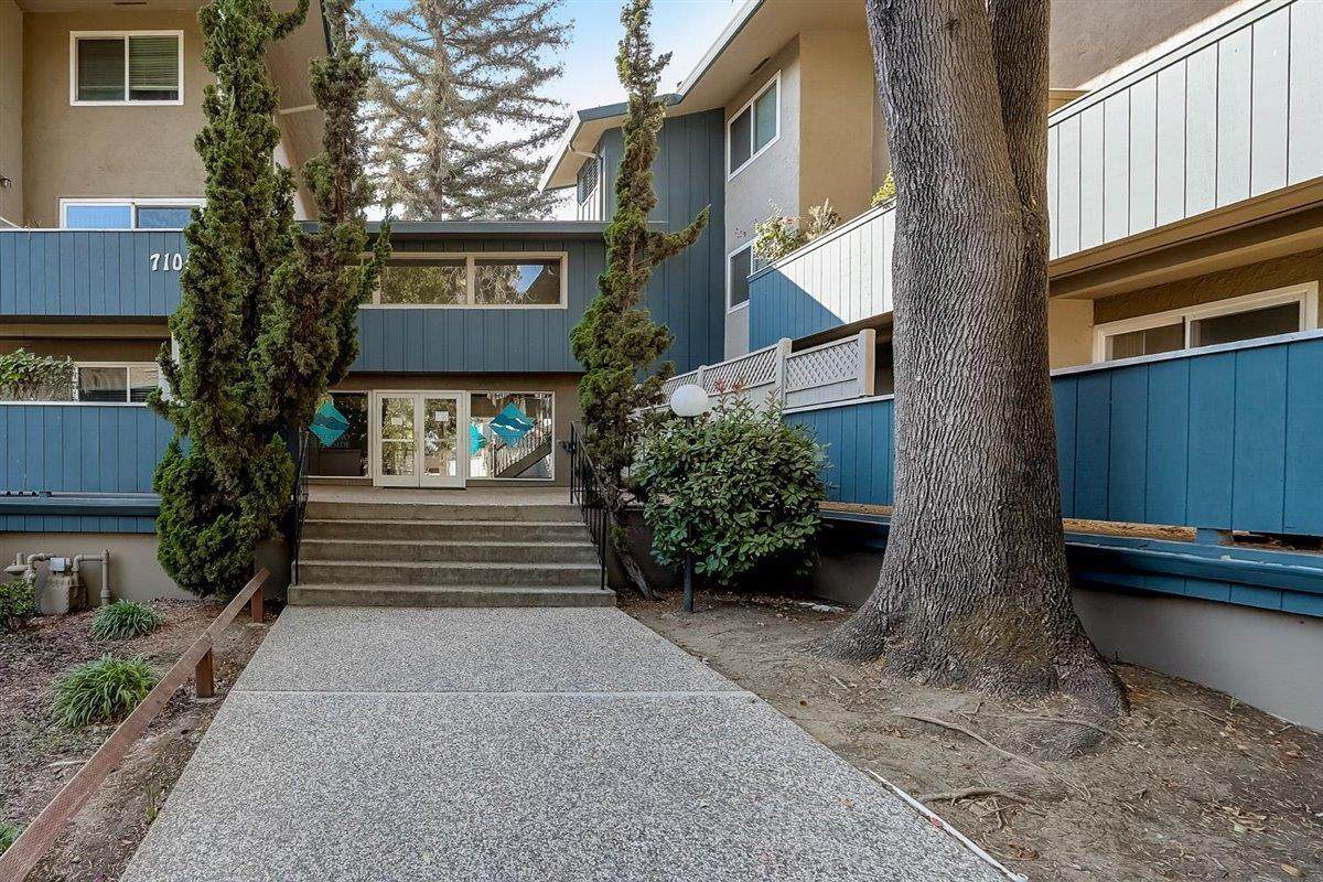 7110 Rainbow Dr 7 - Photo 1