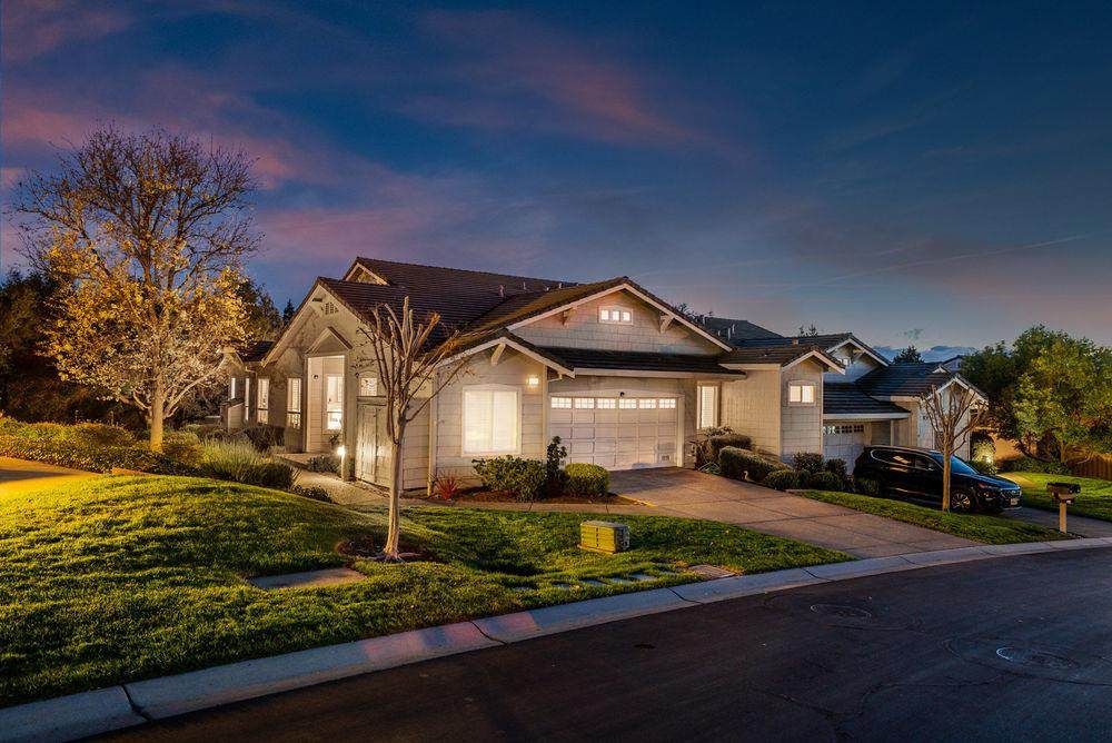 8726 Mccarty Ranch Dr - Photo 1