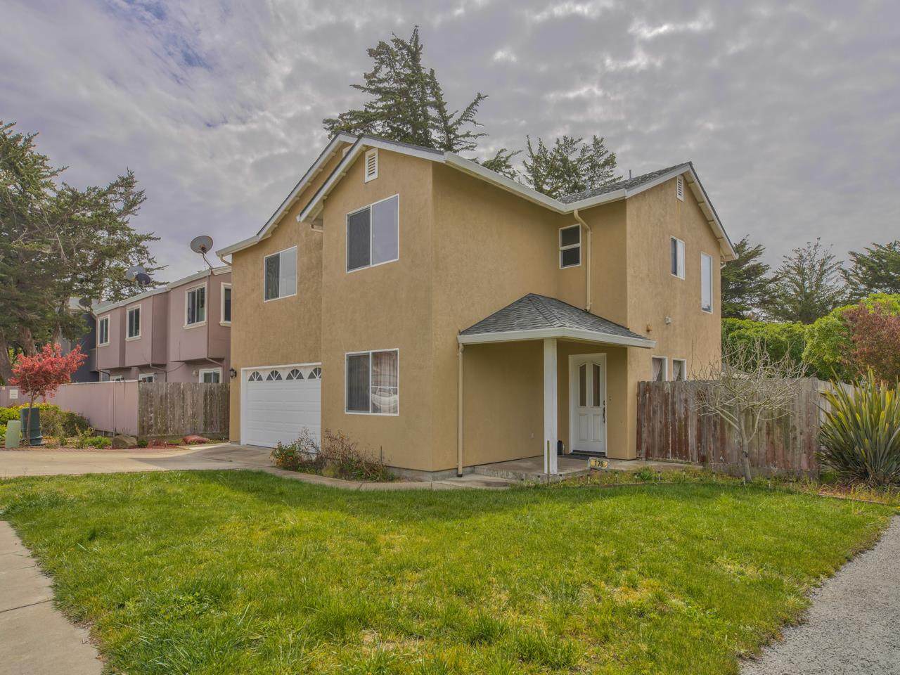 176 Paddon Pl - Photo 1