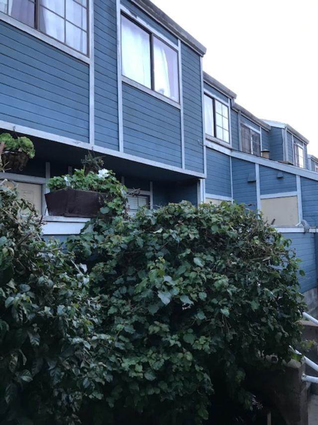 150 Madeira Ave D - Photo 1