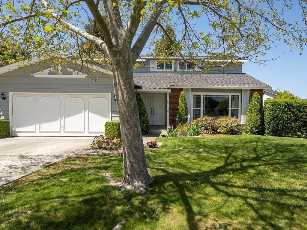 6219 Evangeline Dr - Photo 1