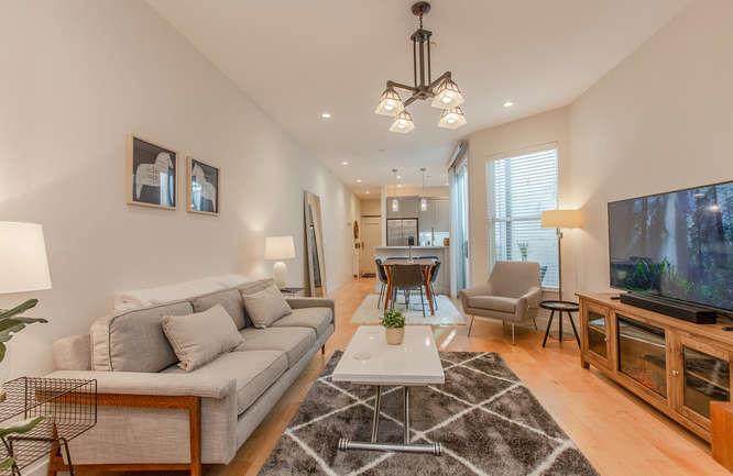 112 Russ St - Photo 1