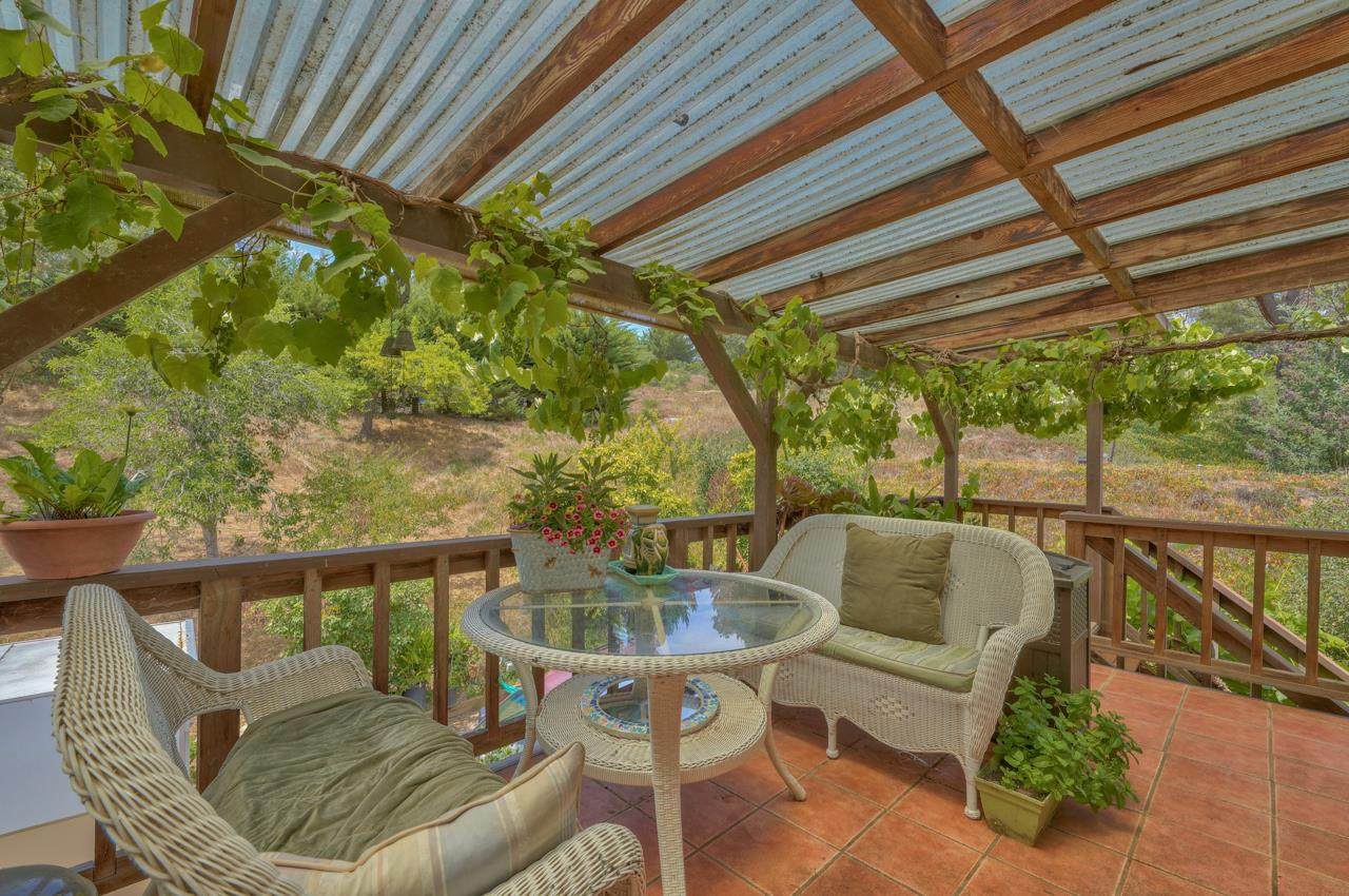 6874 Valle Pacifico Rd - Photo 1