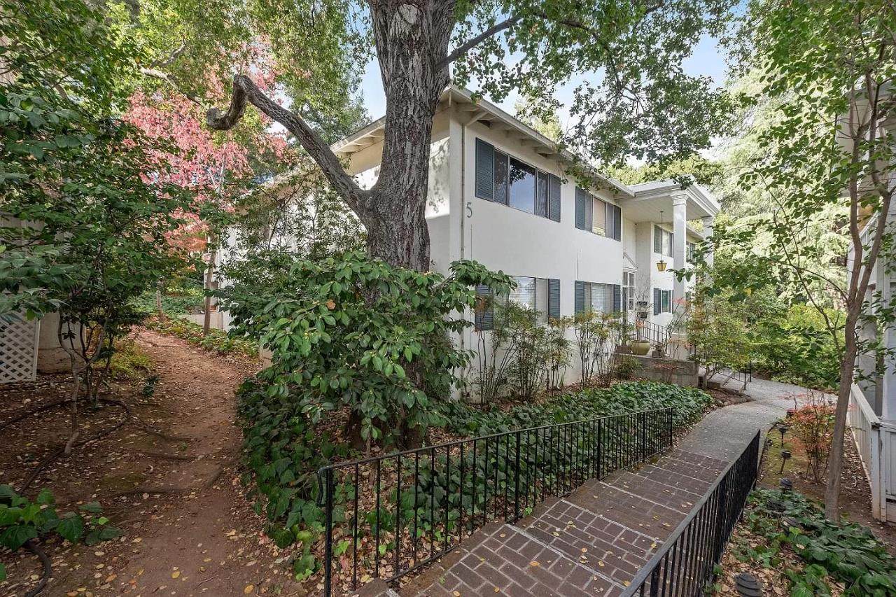 600 Pennsylvania Ave 21 - Photo 1