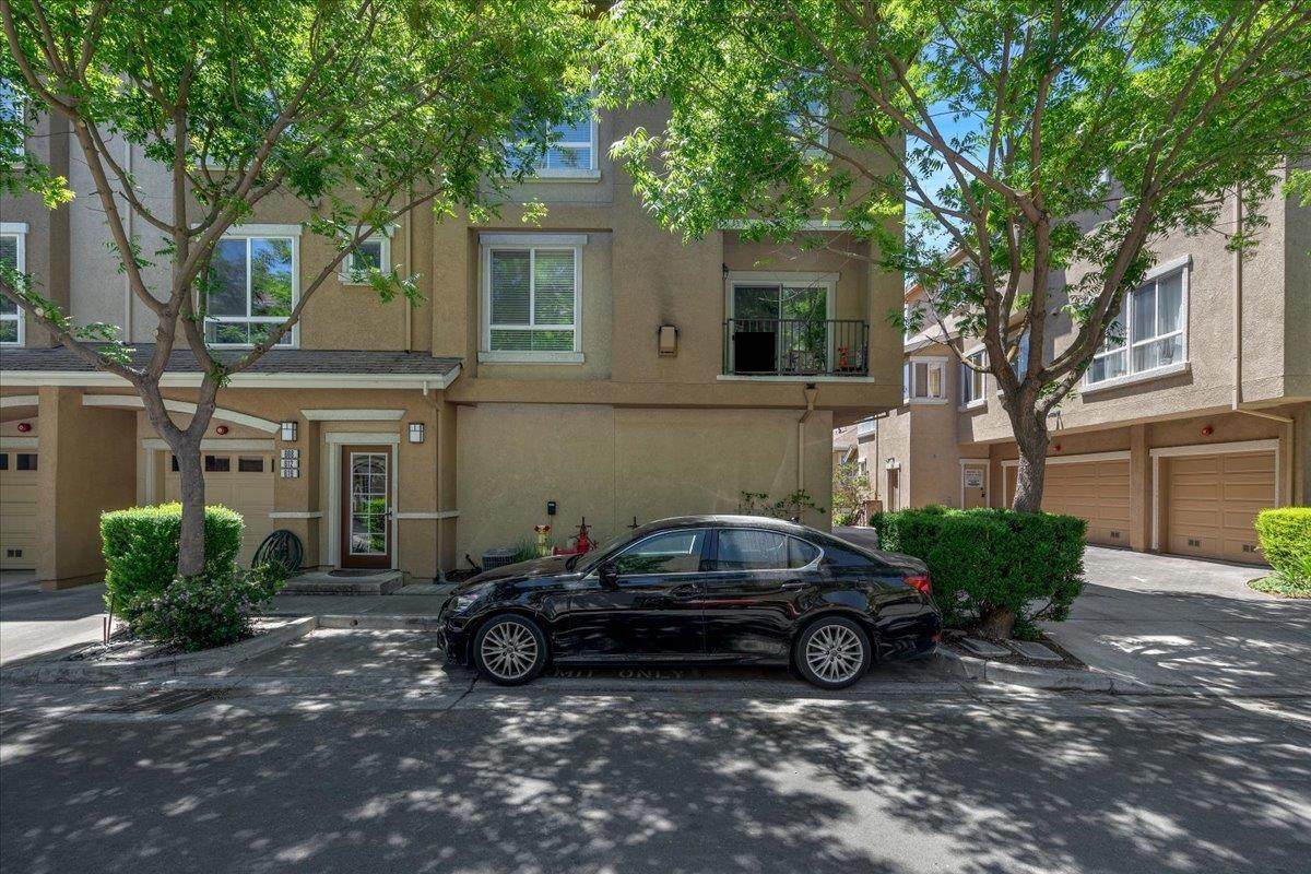 612 King George Ave - Photo 1
