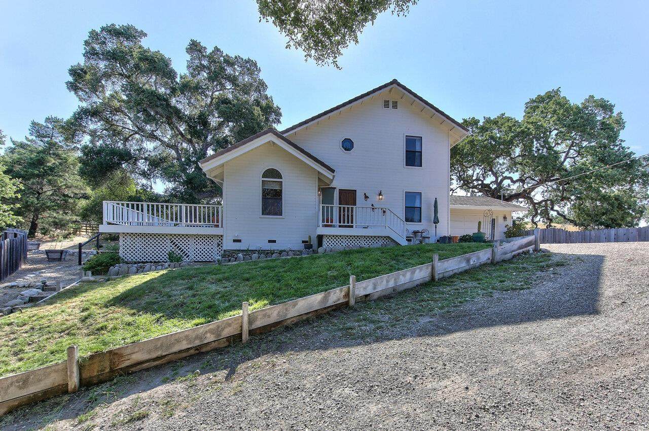 17789 Cachagua Rd - Photo 1