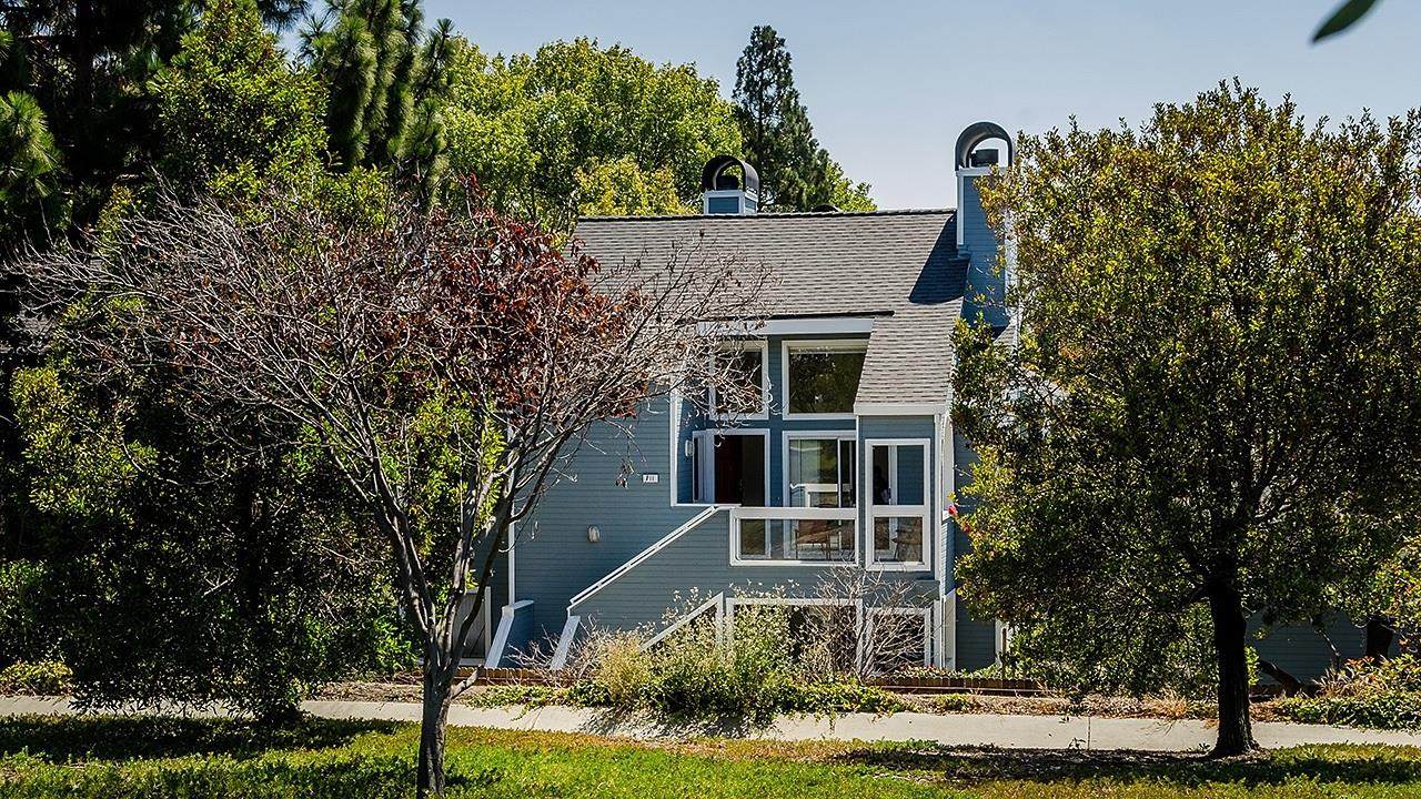 711 Portwalk Pl - Photo 1