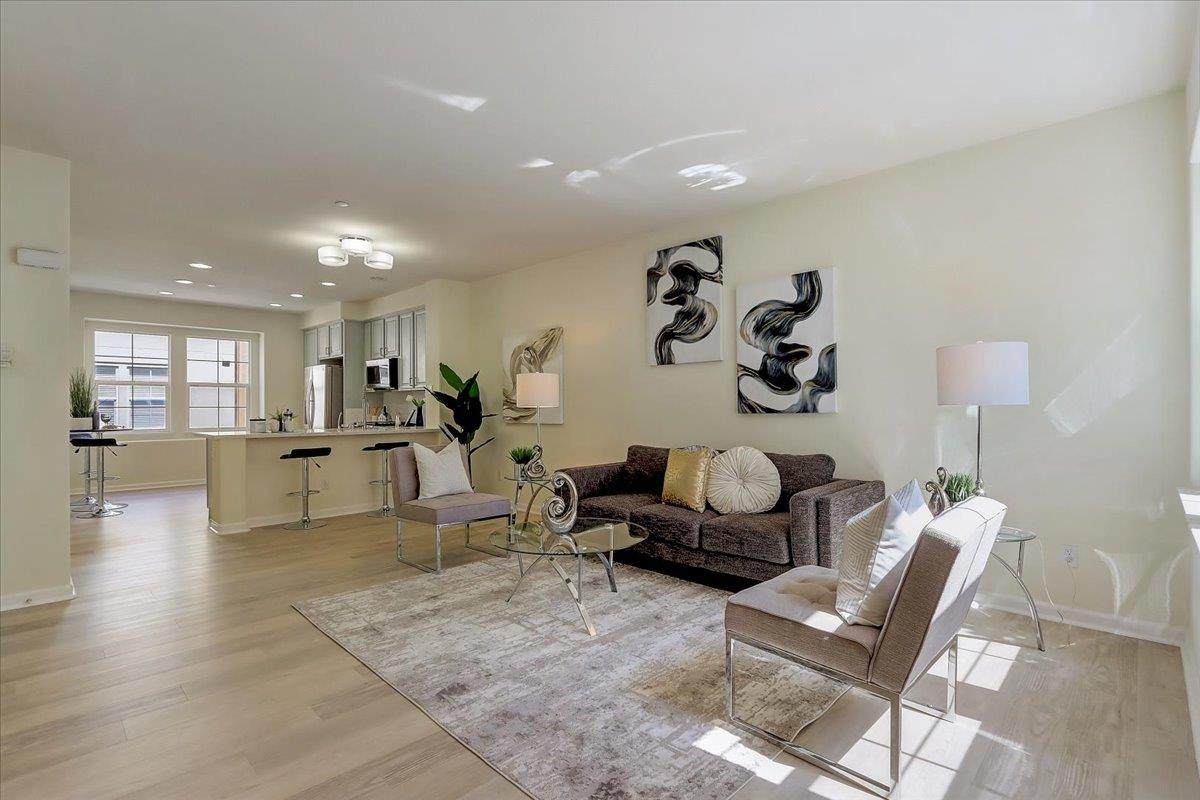562 Altino Blvd - Photo 1