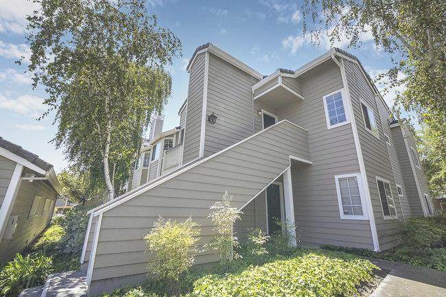954 Owens Lake Dr - Photo 1