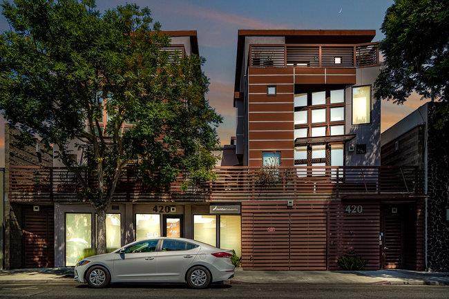 420 Cambridge Ave 3 - Photo 1