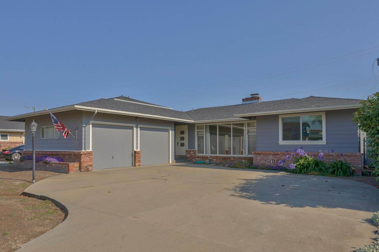 339 Palma Dr - Photo 1