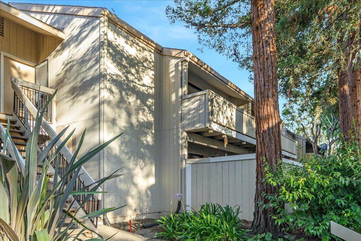 984 Kiely Blvd D - Photo 1