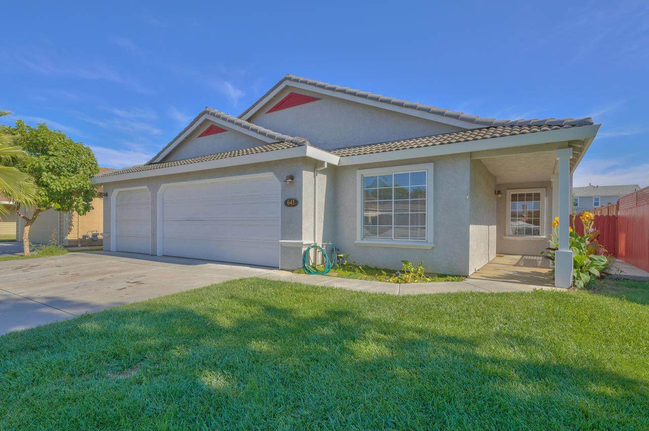 641 Monte Carlo Dr - Photo 1
