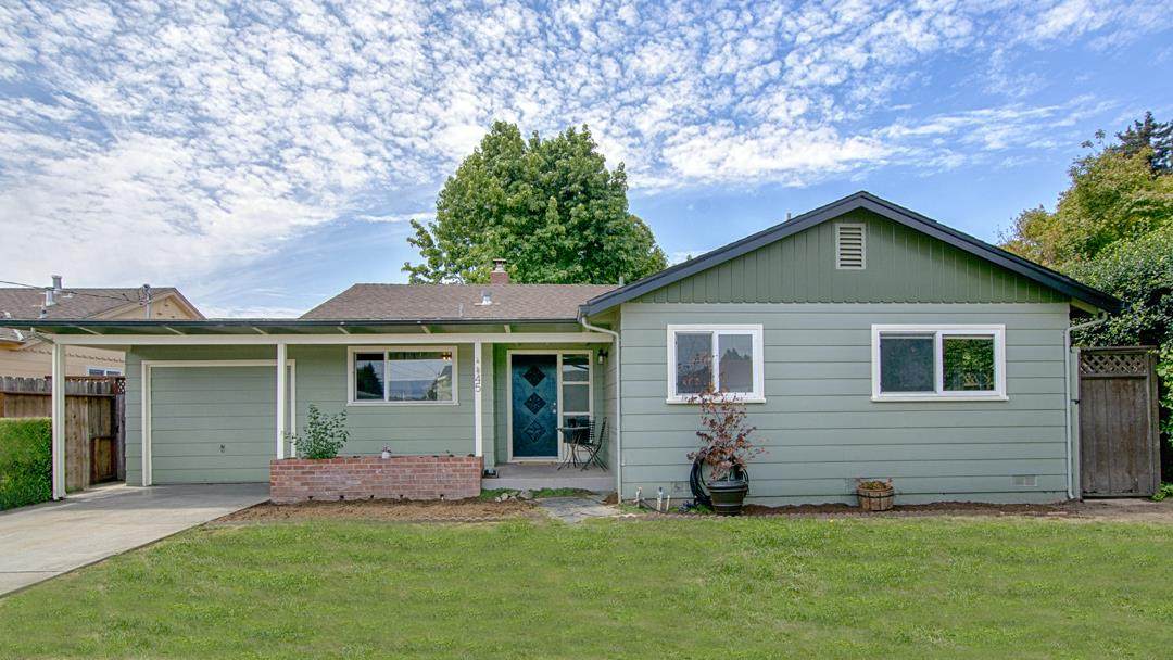 45 North Dr - Photo 1
