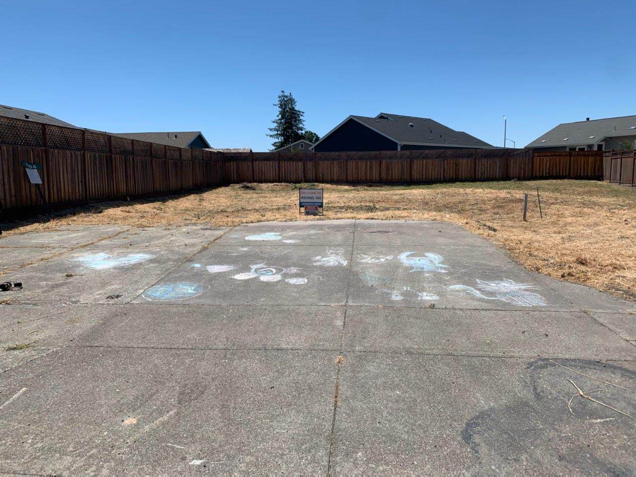 1304 Miller Dr - Photo 1