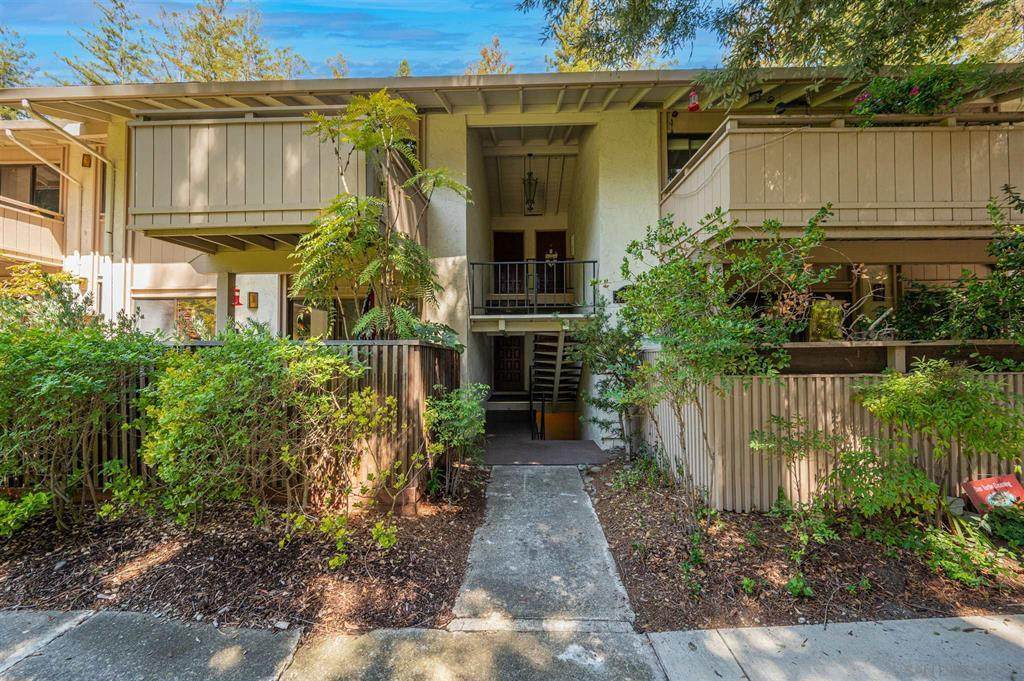 20720 4th St 4 - Photo 1