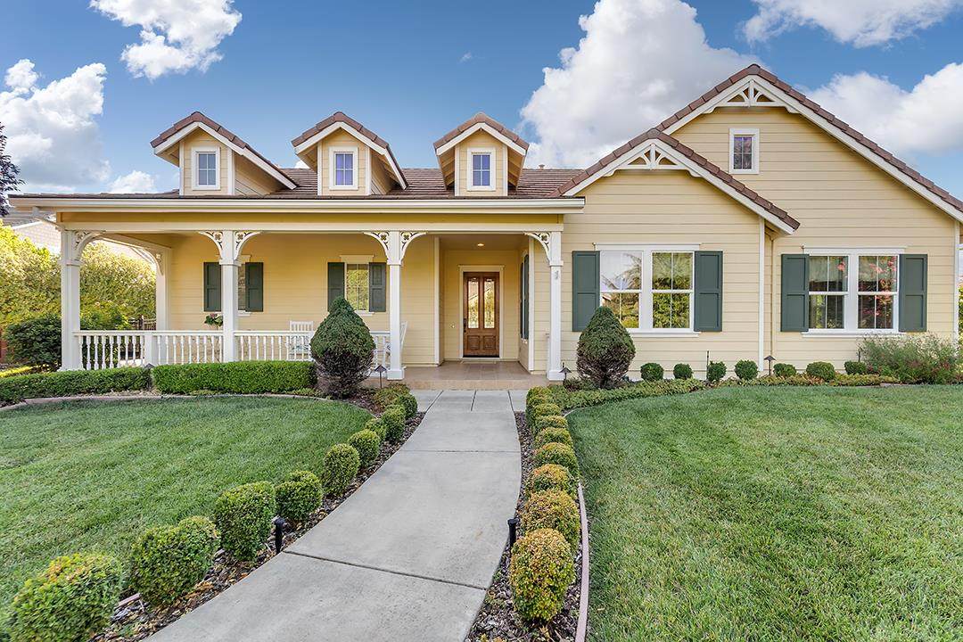 2913 Picholine Ct - Photo 1