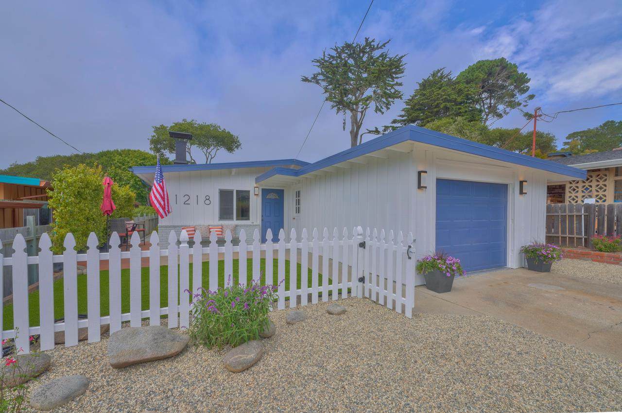 1218 Funston Ave - Photo 1