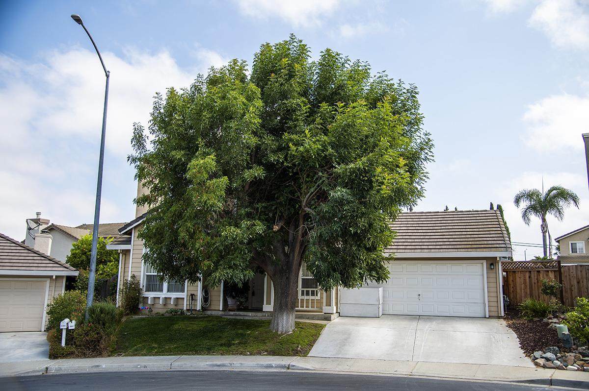 1291 Aspen Cir - Photo 1