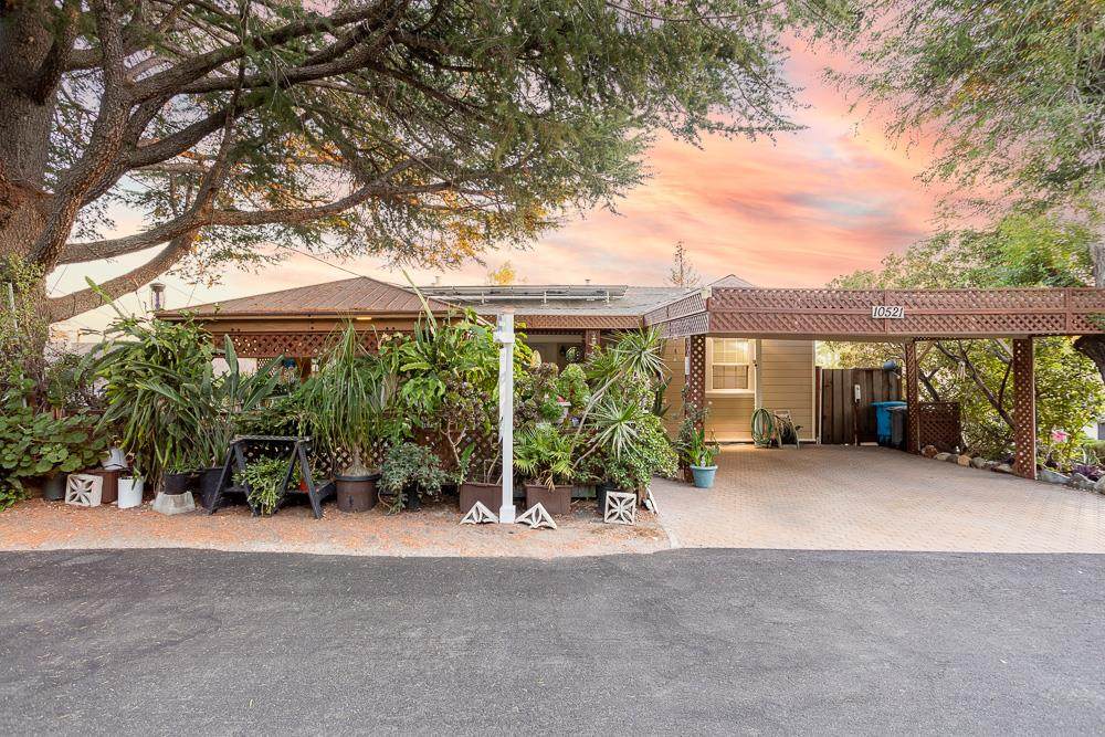 10521 Observatory Dr - Photo 1