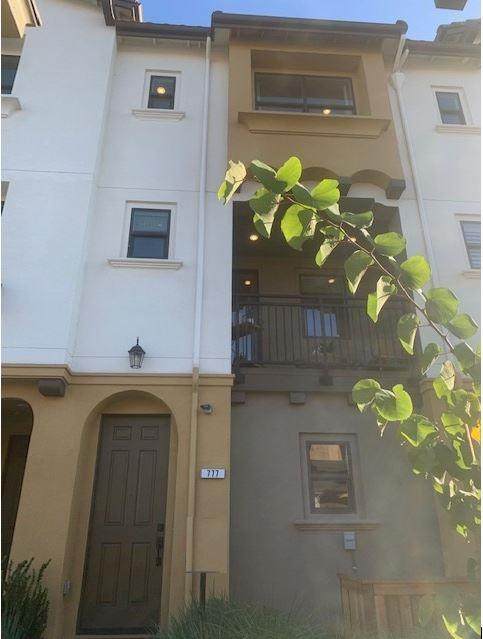 777 Santa Cecilia Ter - Photo 1
