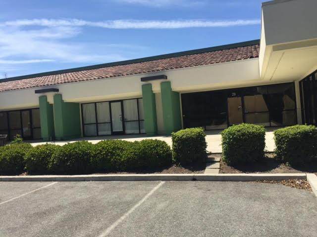 2092 Concourse Dr 33 - Photo 1