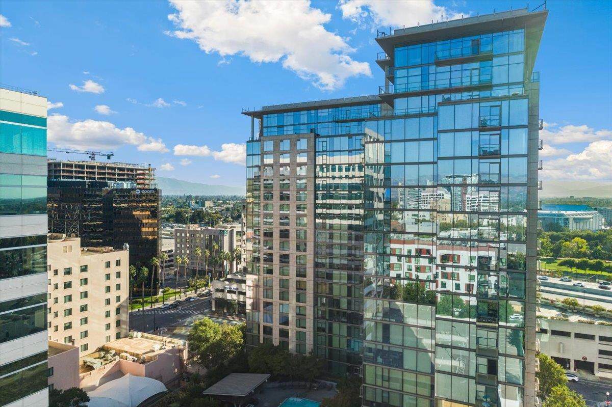 38 Almaden Blvd 2108 - Photo 1