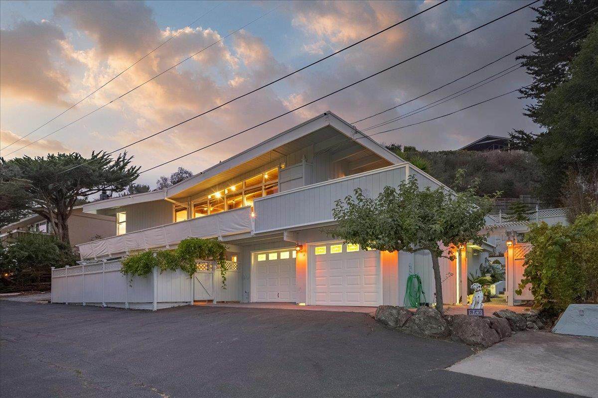 3527 Mission Dr - Photo 1