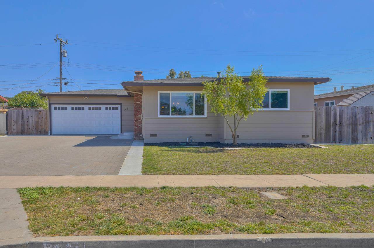 643 Stanford Ave - Photo 1