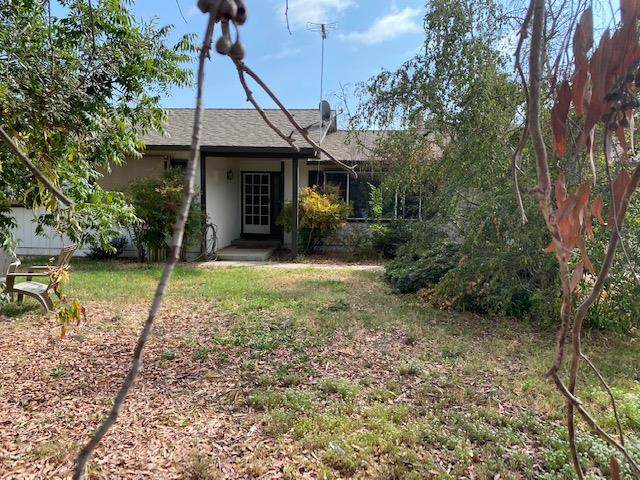 341 Daffodil Dr - Photo 1