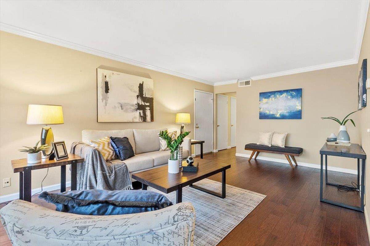 757 Fair Oaks Ave 3 - Photo 1