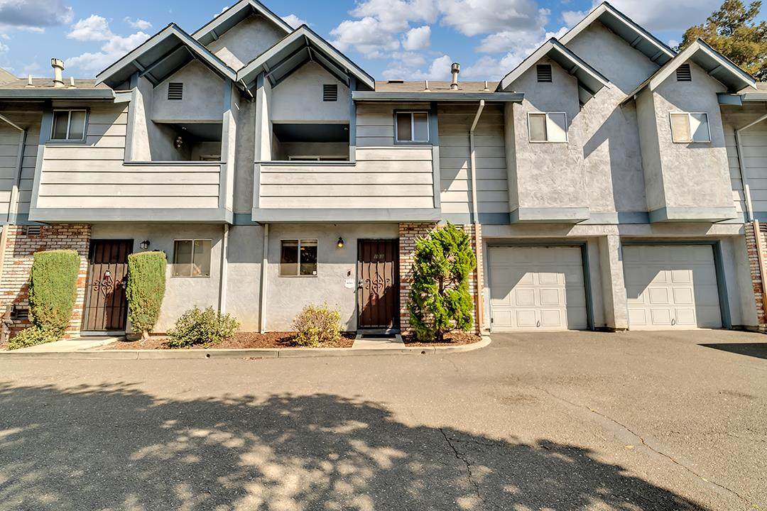 918 Tennyson Rd 103 - Photo 1
