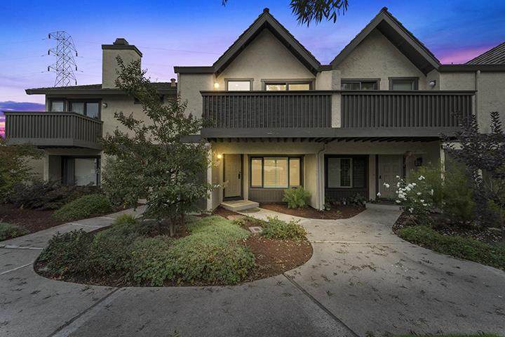 664 Ahwanee Ter - Photo 1