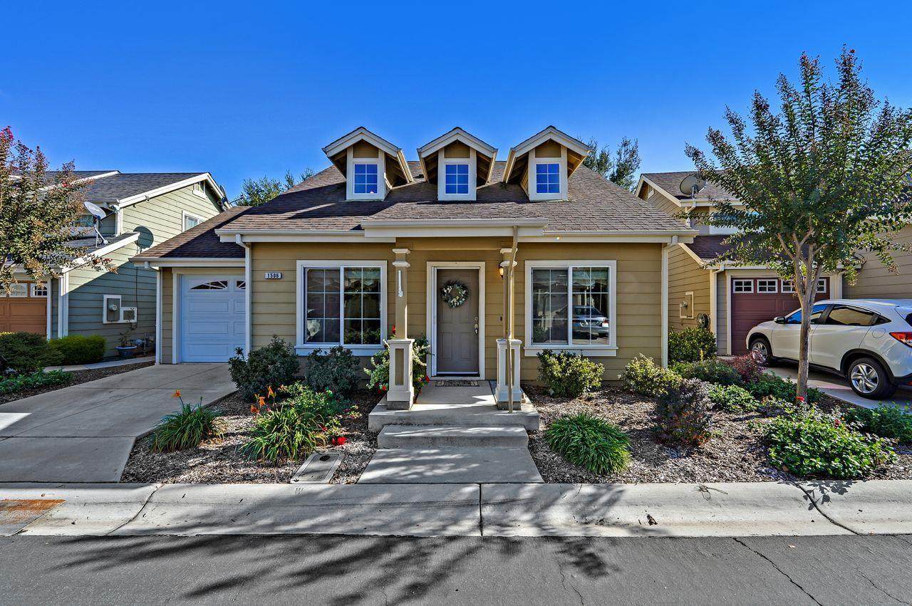 1506 Bianca Way - Photo 1