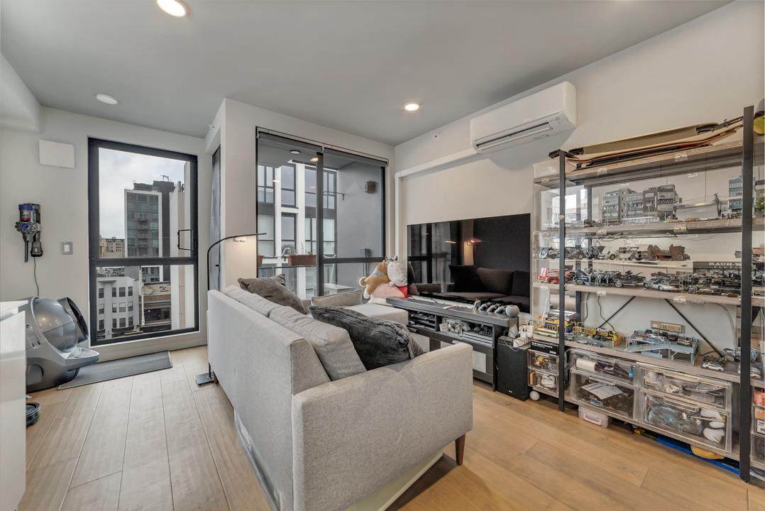1238 Sutter St 803 - Photo 1