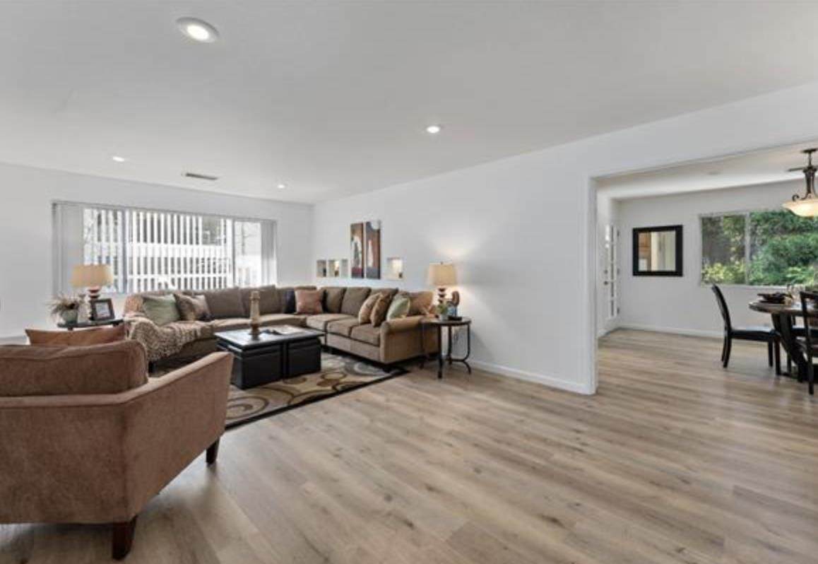 600 Pennsylvania Ave 32 - Photo 1