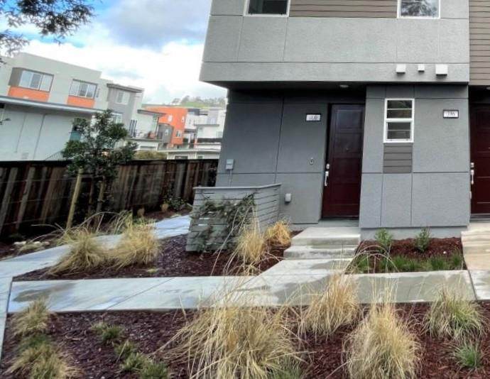 400 Arc Ct - Photo 1