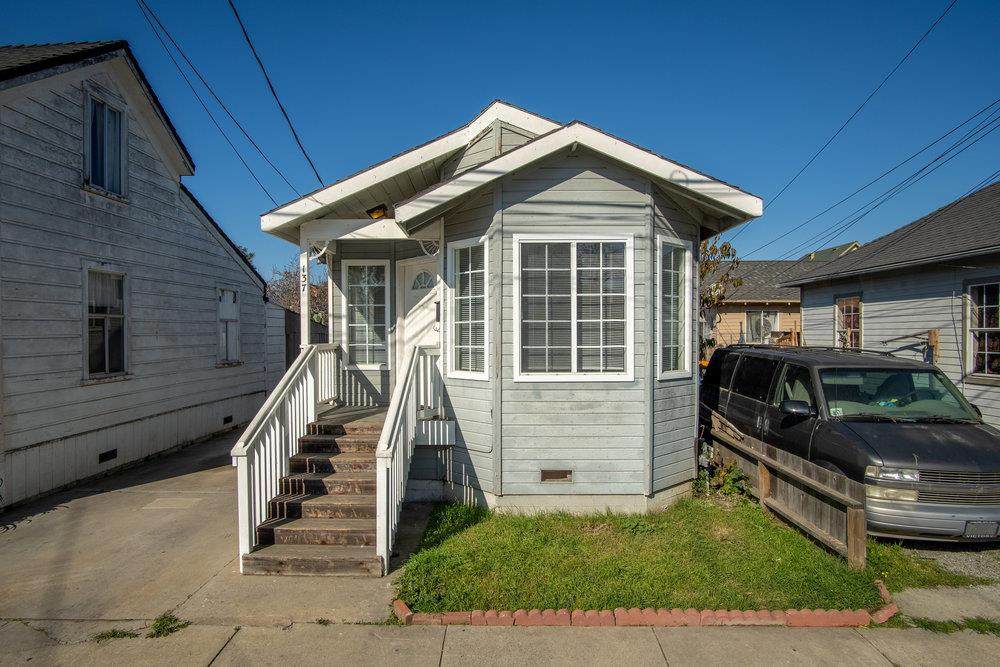 137 Grant St - Photo 1
