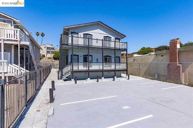 8304 Macarthur Blvd - Photo 1