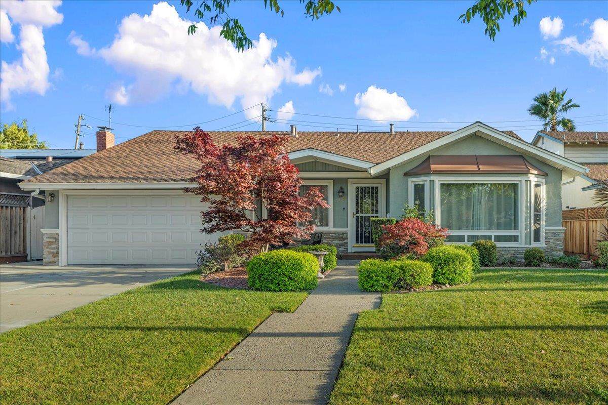 338 Blossom Hill Rd - Photo 1